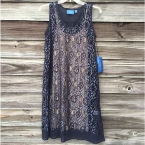 Simply Vera wang Floral lace dress sz small